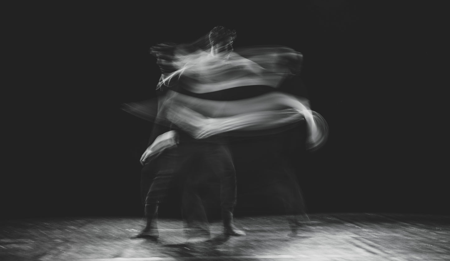 Black-and-white photo “Flow” by Gabriel — matte print
